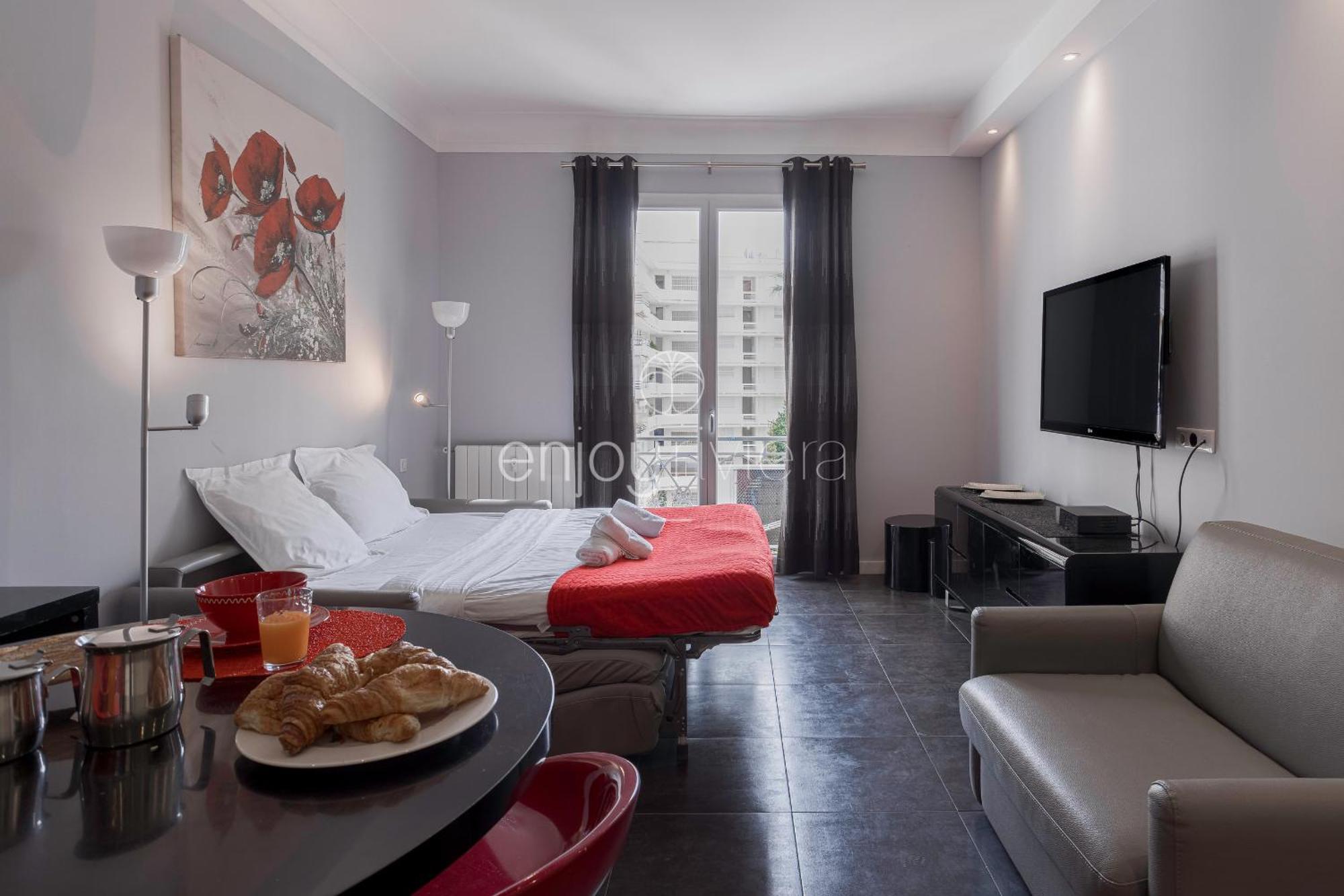 Palais Miramar - Suite & B31 - Croisette Emplacement Unique - 20M Plage - Wifi - Clim カンヌ エクステリア 写真